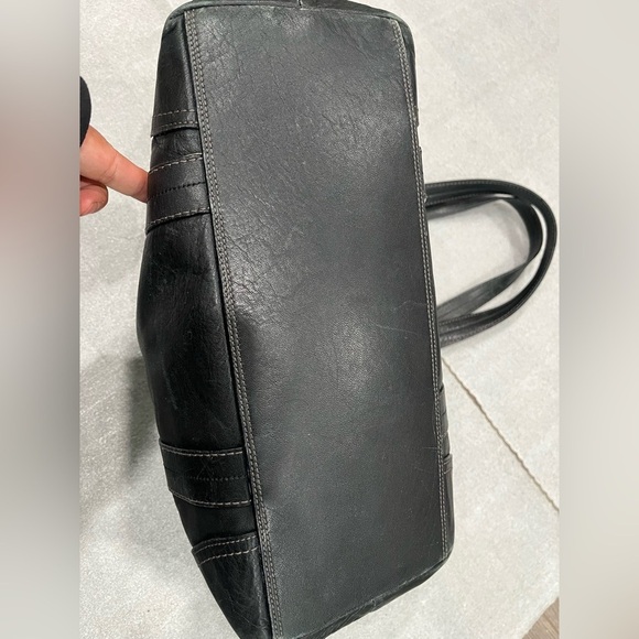 Coach Hampton Leather Tote bag, model A0872-F11202. - Picture 4 of 9